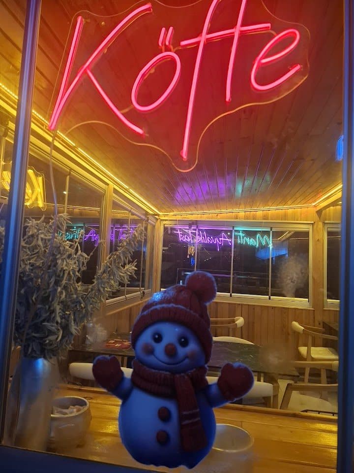 Kafe içi — sıcak ambiyans