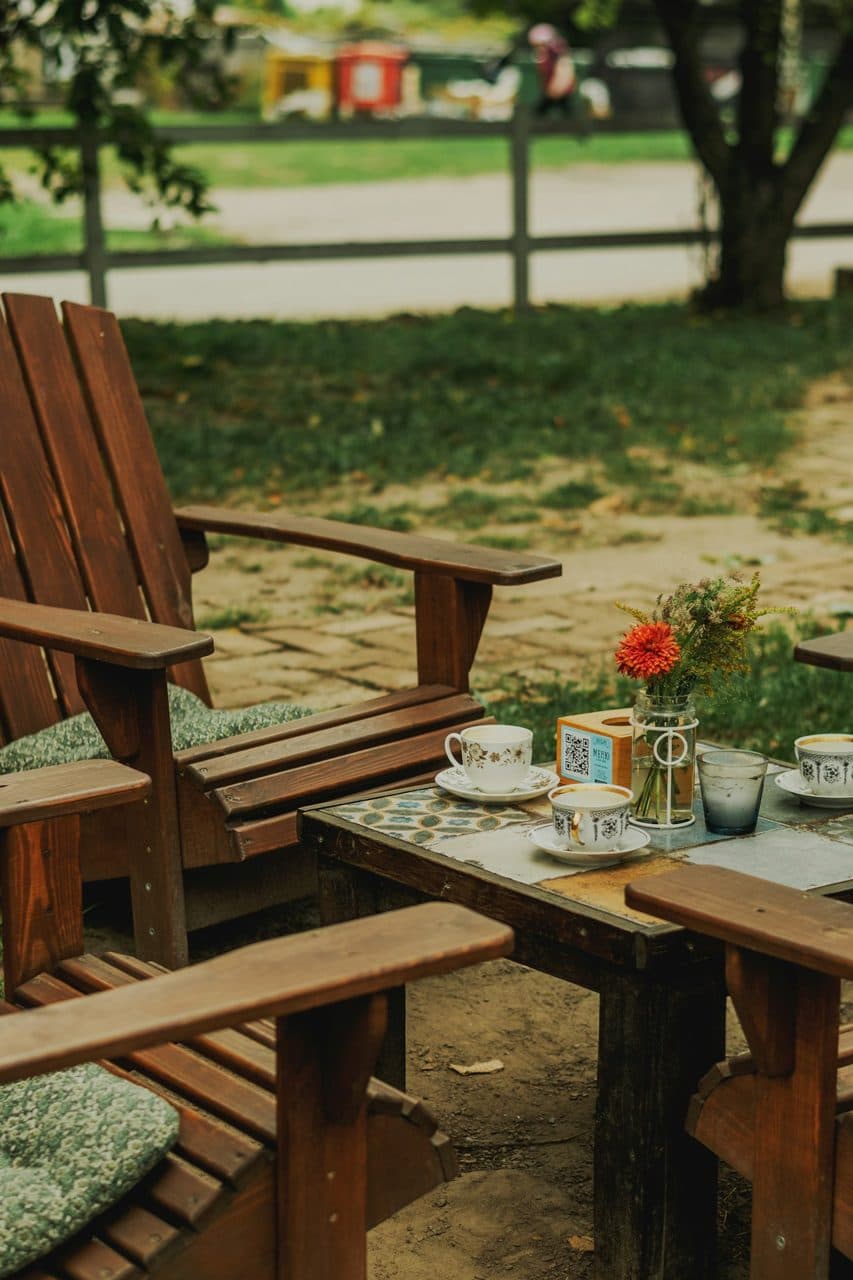 Bahçede çay keyfi (temsili görsel)