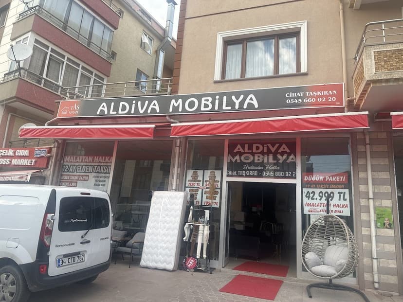 Aldıva Mobilya dükkan görünümü