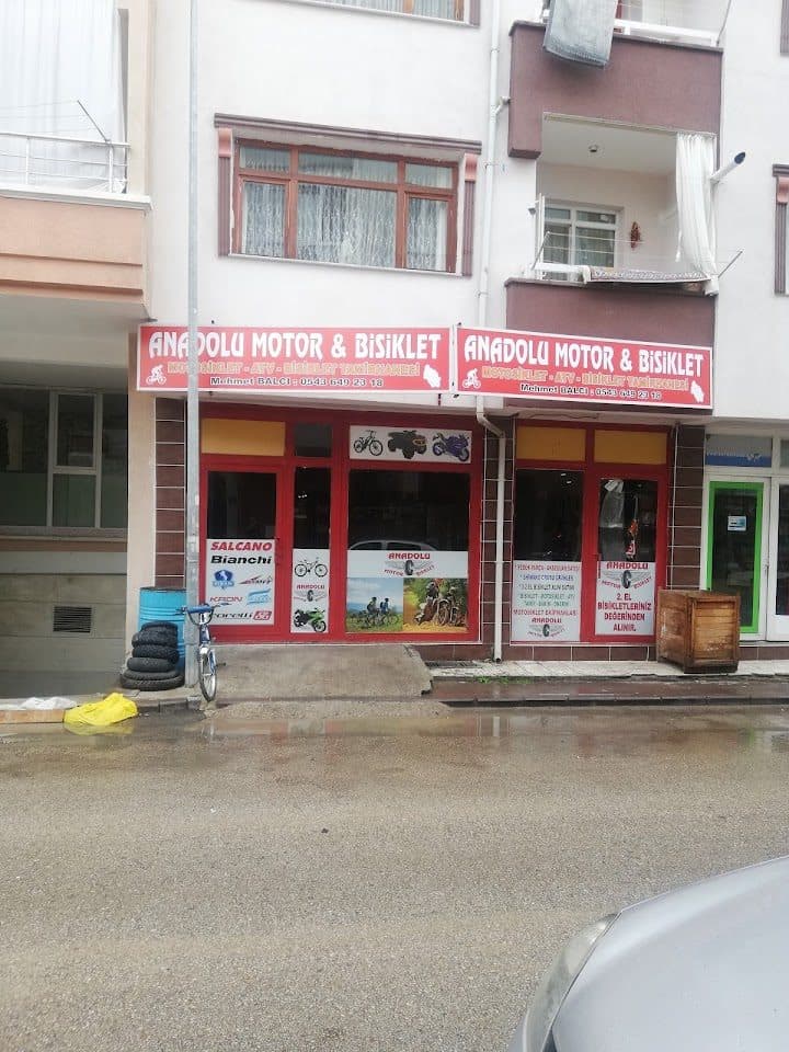 Anadolu Motor & Bisiklet dükkân cephesi — Motosiklet · ATV · Bisiklet Yetkili Tamirhanesi