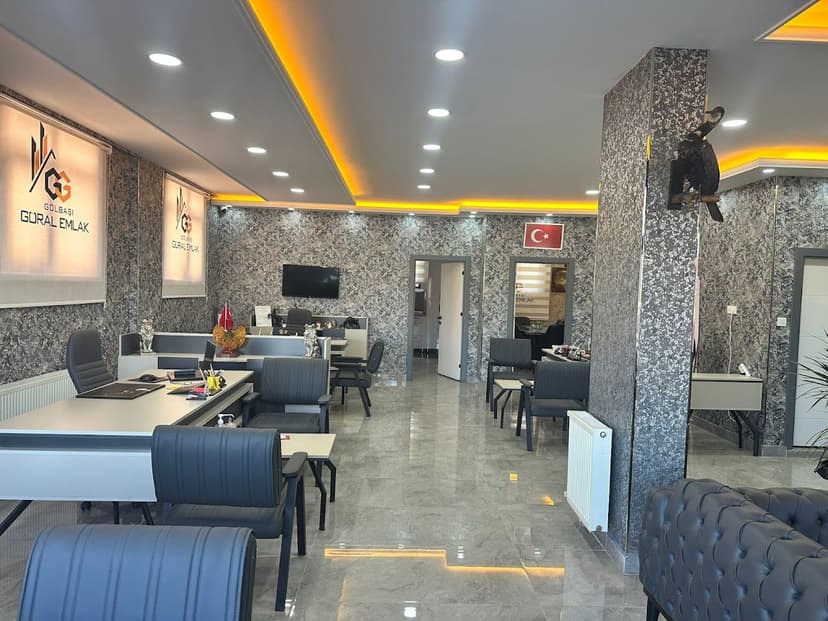 Ofis iç mekanı ve görüşme alanı