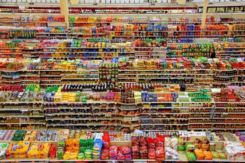 Dolu market rafları (temsili görsel)
