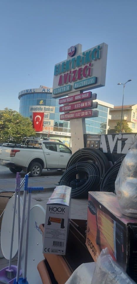 Mağaza yol tabelası: elektrik ve avize hizmetleri