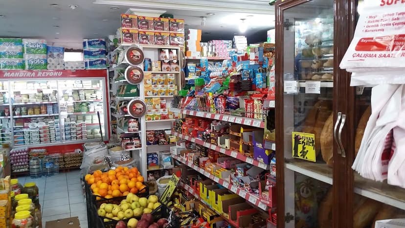 Market içi reyonlar ve mandıra bölümü