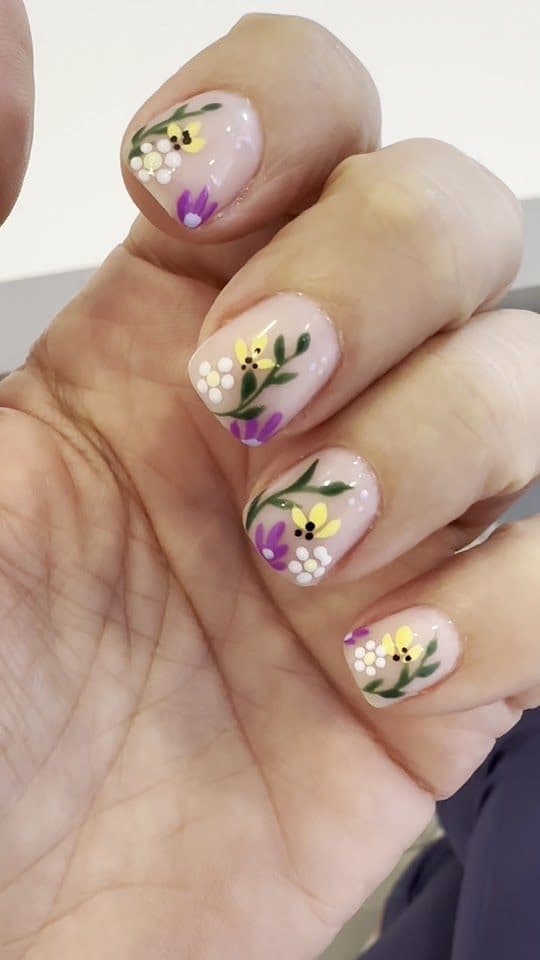 Nail art uygulaması yakın çekim
