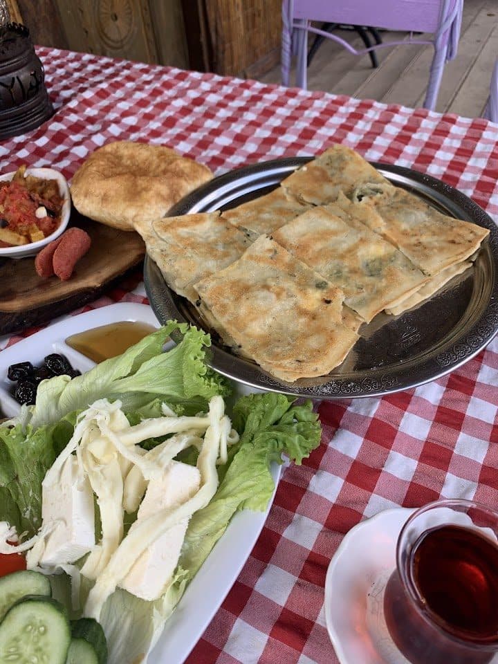 Kahvaltı tabakları yakın çekim