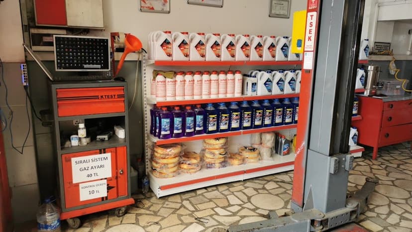 Servis içi — yağ ve bakım ürünleri