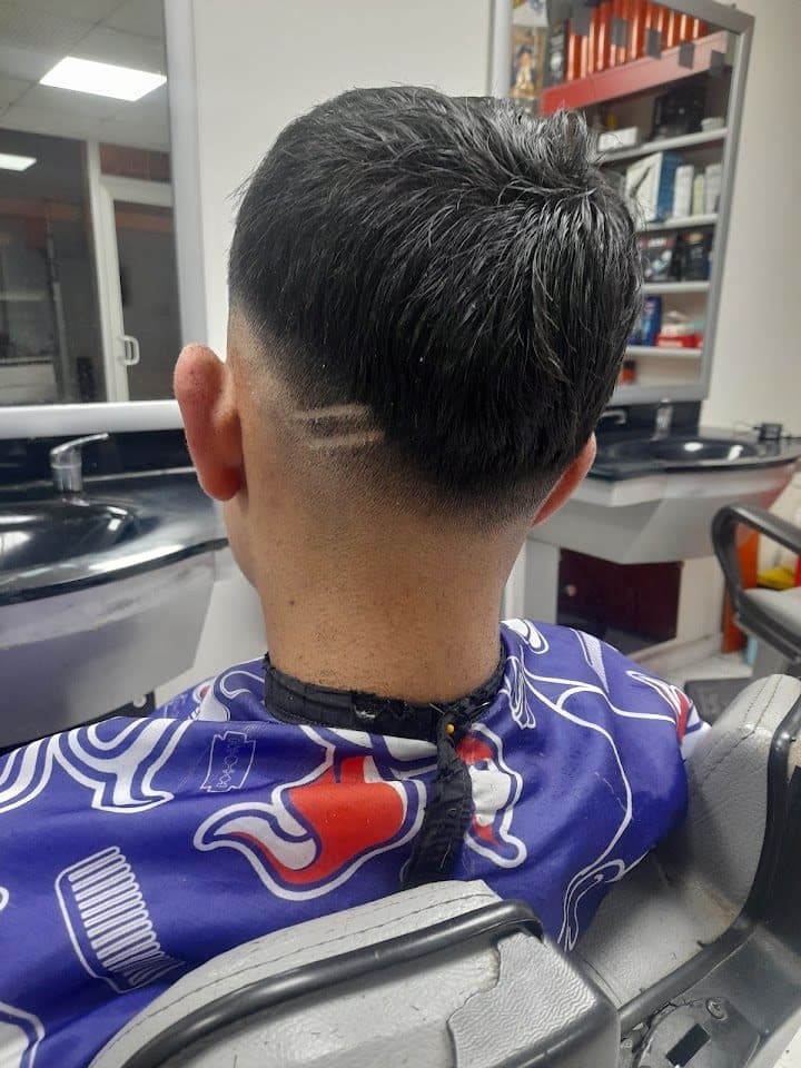 Taze fade saç kesimi — Beynam Erkek Kuaförü