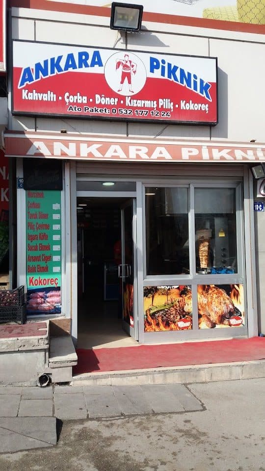 Dükkân cephesi ve tabela