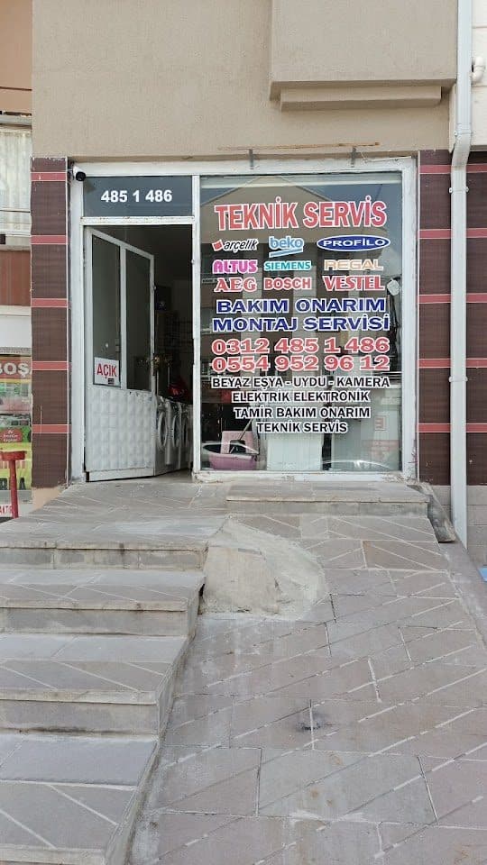 Dükkân girişi — Teknik Servis
