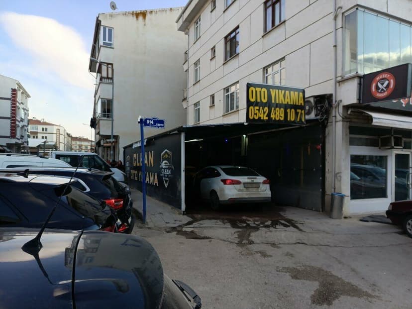 Clean Oto Yıkama dükkân görünümü ve tabelası