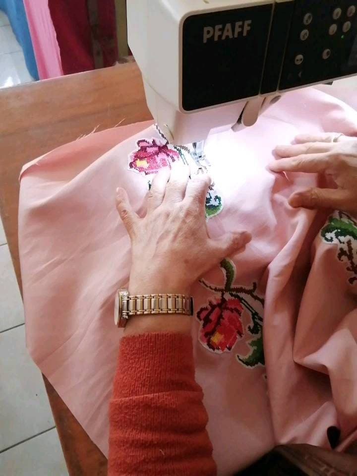 Kumaşa nakış işleme — atölyeden