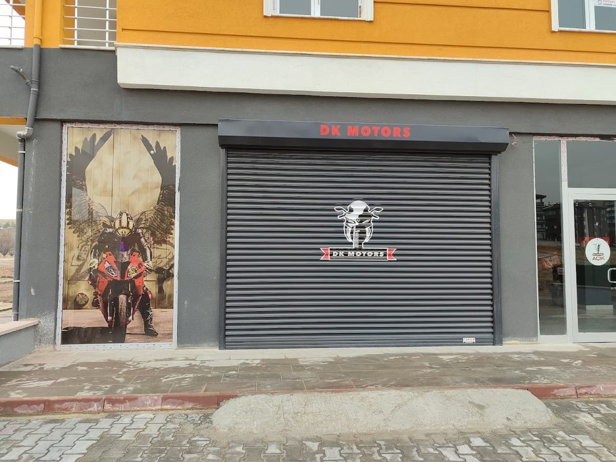 DK Motors dükkân görünümü