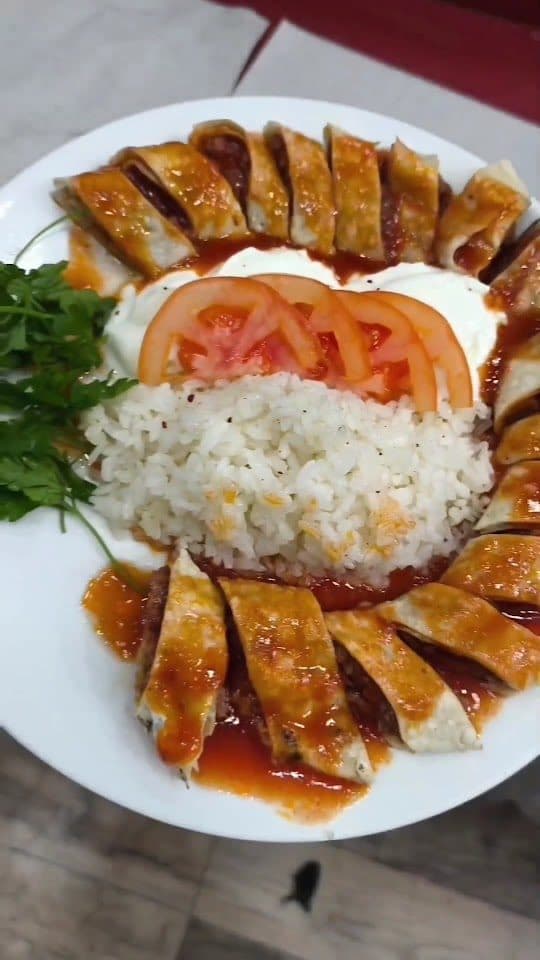 Teriyaki soslu köfte tabağı