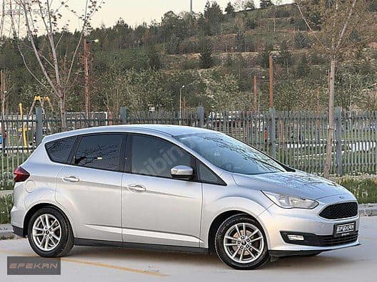 Ford C-Max yan görünüm