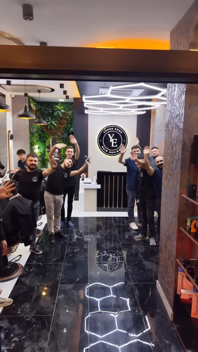 Yunus Emre Hair Designer salon iç mekânı