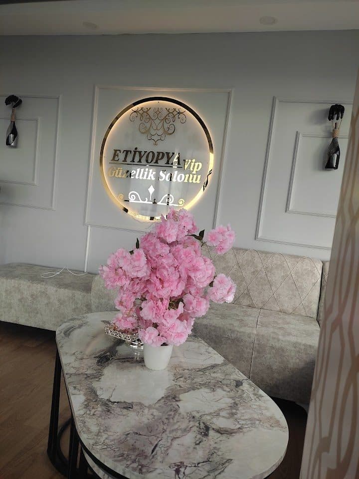 Etiyopya Vip Güzellik Salonu — salon içi ve karşılama alanı