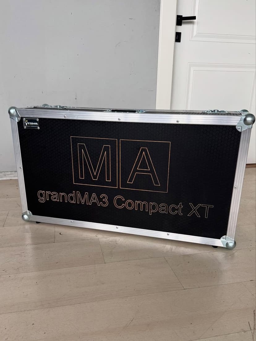 grandMA3 Compact XT ışık konsolu için özel case