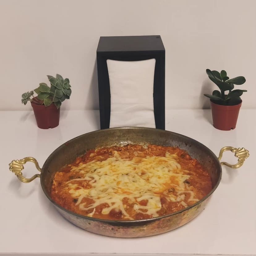 Bakır sahanda menemen