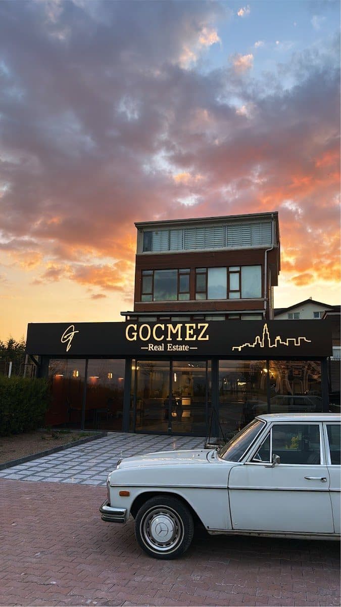 Gocmez Real Estate ofis cephesi ve tabelası — İncek