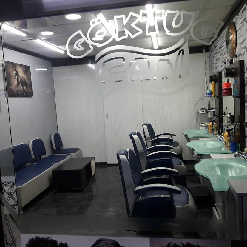 Bekleme alanı ve yıkama bölümü