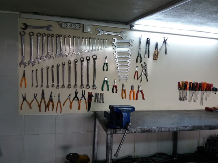 Bakım ve onarımda kullanılan el aletleri