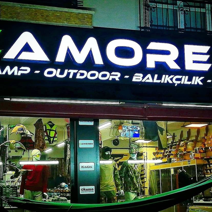 Camorex mağaza içi — geniş ürün yelpazesi