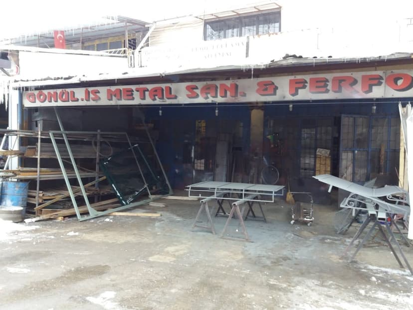Gönül İş Metal Sanayi dükkân görünümü — 'Gönül İş Metal San. & Ferforje' tabelası