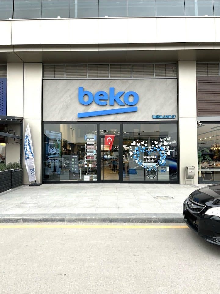 Günal Ticaret Beko mağazası girişi