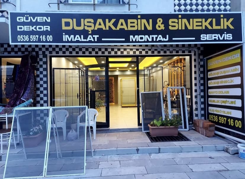 Güven Dekor mağaza cephesi — Duşakabin & Sineklik İmalat