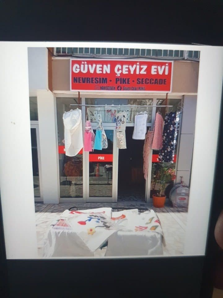 Güven Nakış Çeyiz Evi mağaza cephesi ve tabelası
