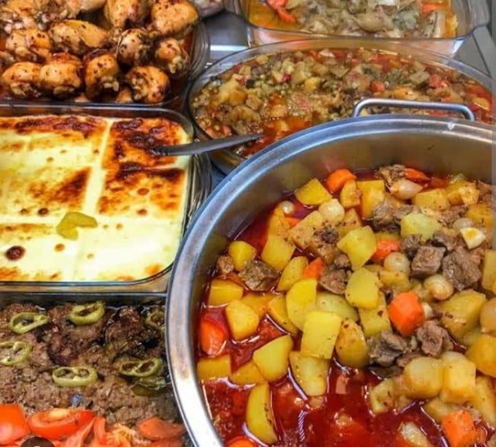 Ev yapımı türlü ve dolma