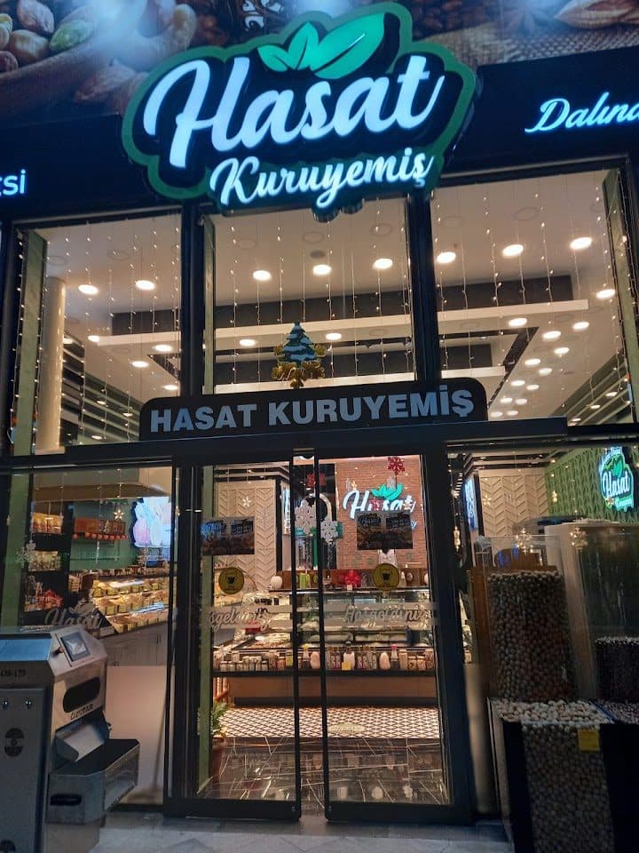Hasat Kuruyemiş Vista Şubesi — mağaza cephesi
