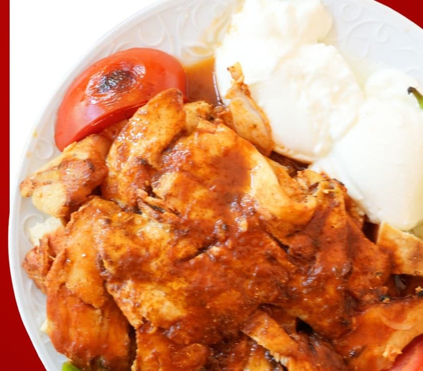 Et İskender — tereyağı ve yoğurt ile