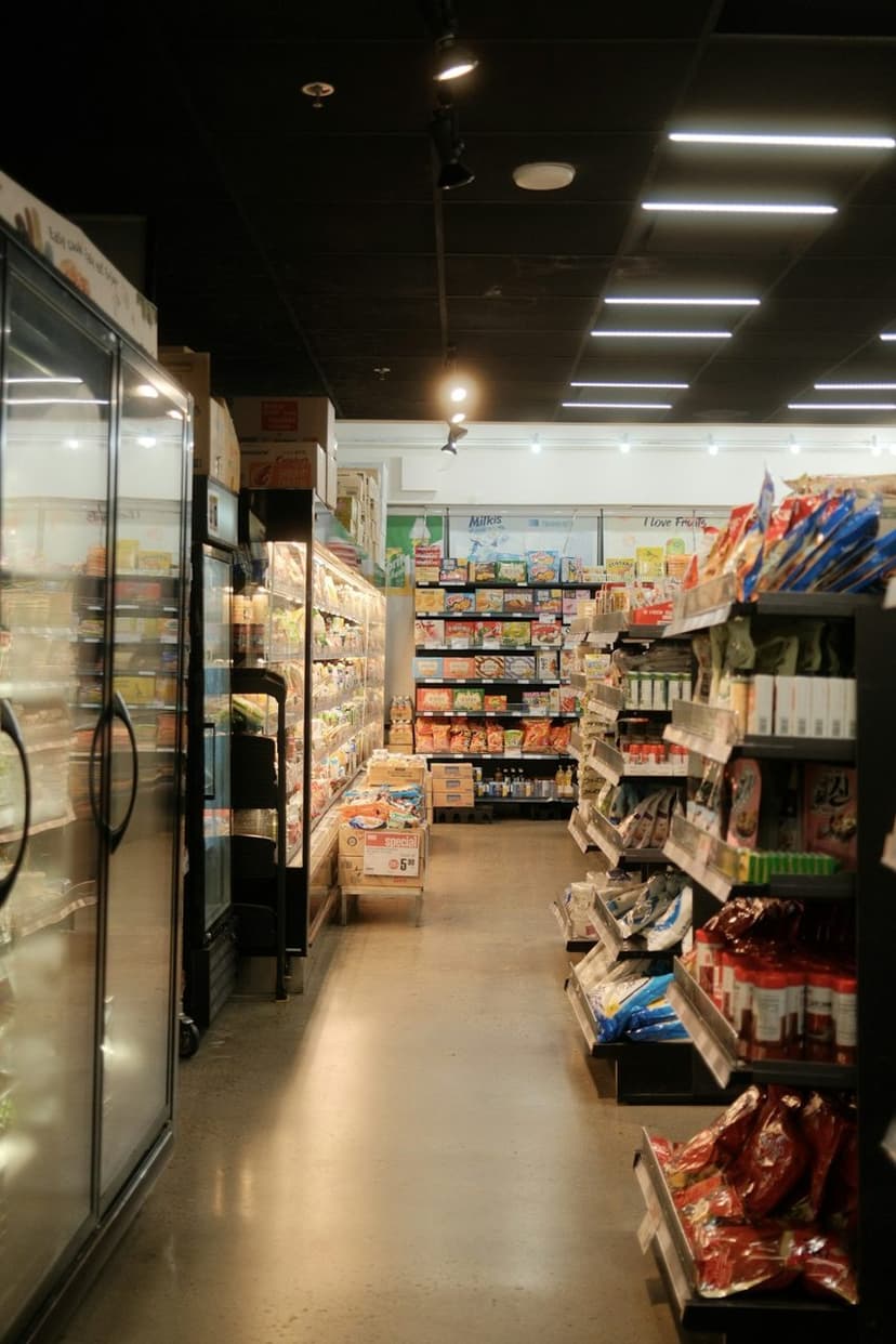 Mahalle marketi iç mekan (temsili görsel)