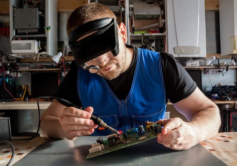 Elektronik cihaz tamiri (temsili görsel)