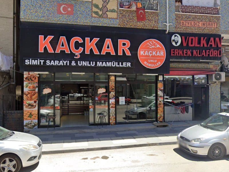 Kaçkar Simit Sarayı & Unlu Mamüller dükkân görünümü (Google Street View)