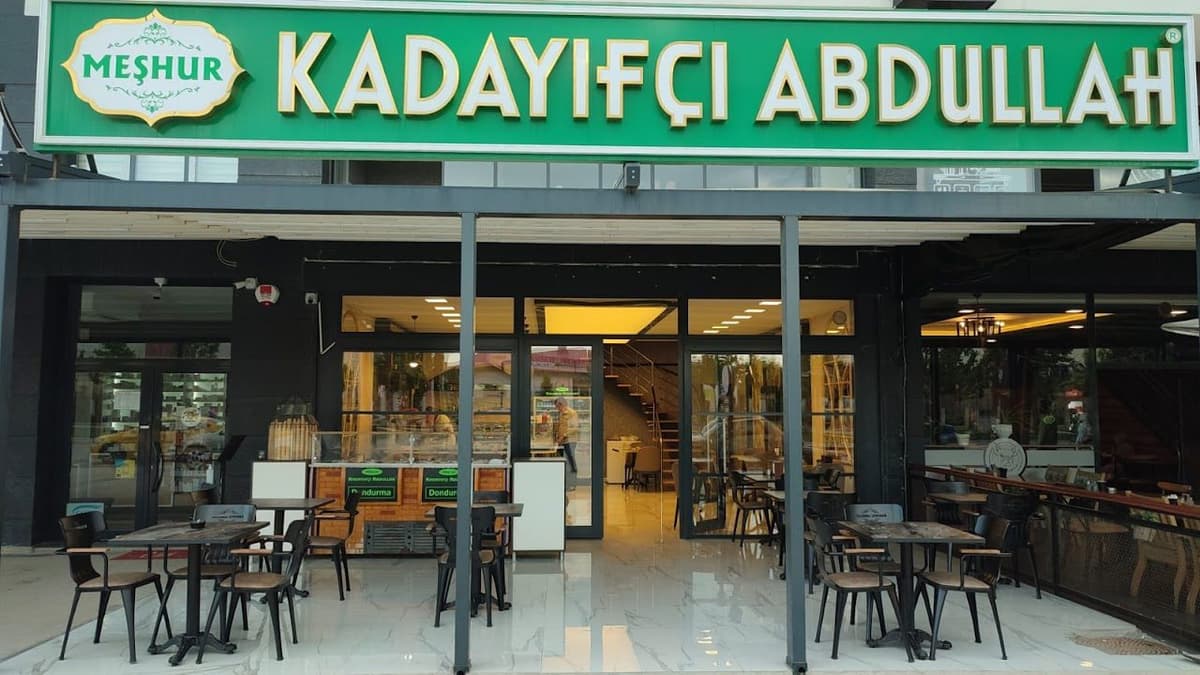 Kadayıfçı Abdullah Usta mağaza cephesi — Seğmenler, Gölbaşı