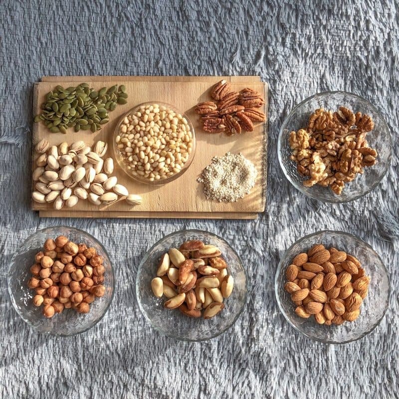 Kuruyemiş çeşitleri tabakta (temsili görsel)