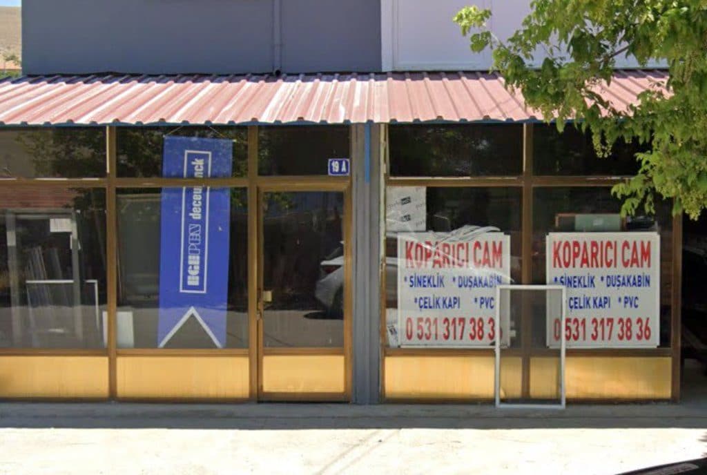 Koparıcı Cam dükkân görünümü (Google Street View)