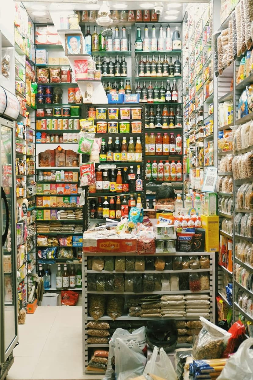 Mahalle marketi iç mekân genel görünüm (temsili görsel)