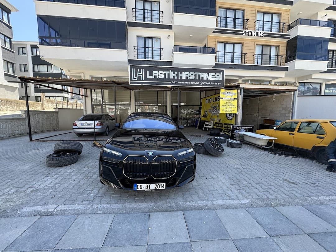 Lastik Hastanesi dükkân önü — Gölbaşı Bahçelievler