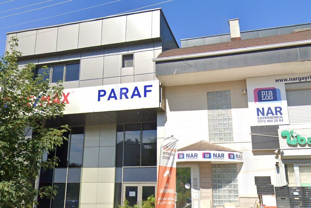 RE/MAX Paraf ofis binası — Kızılcaşar Mah. Mehmetçik Cad. No:4 (Google Street View)