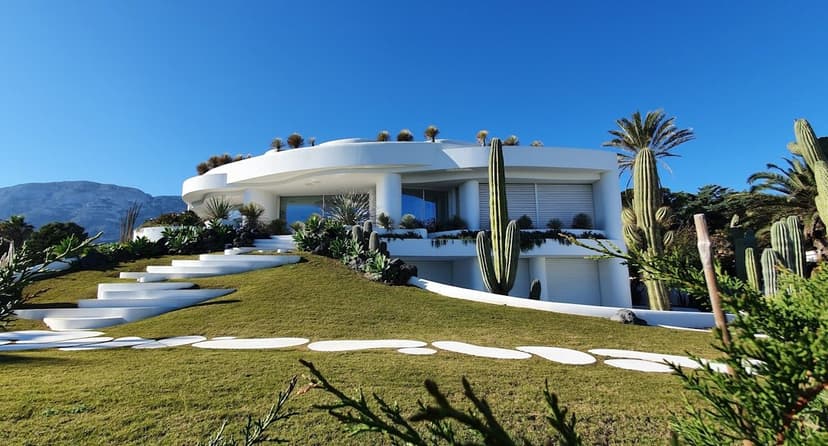 Bahçeli müstakil villa (temsili görsel)