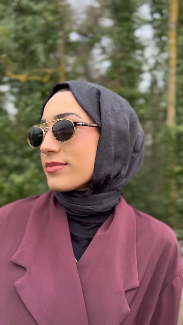 Güneş gözlüğü modeli (temsili görsel)
