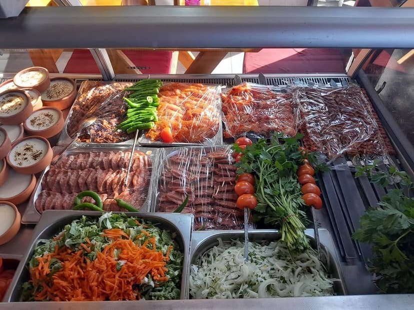 Salata ve malzeme bar