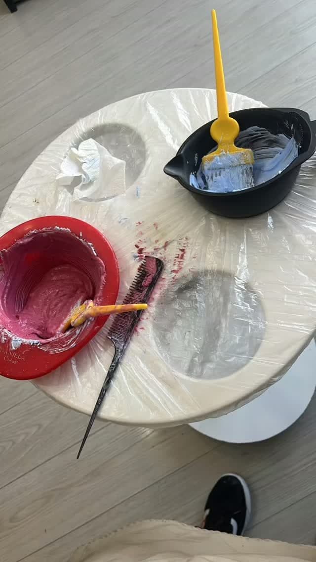 Dalgalı fön ve röfle