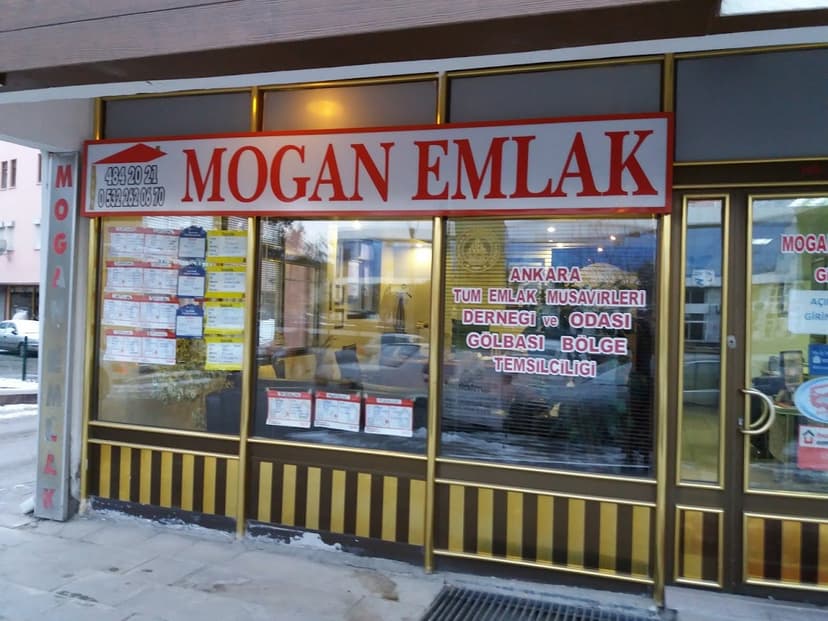 Mogan Emlak dükkân görünümü