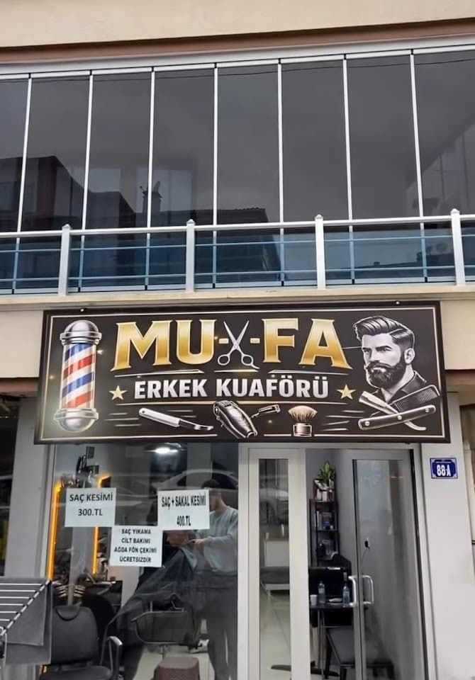 Mu-fa Erkek Kuaförü tabela ve dükkân girişi (88/A) — Google Haritalar
