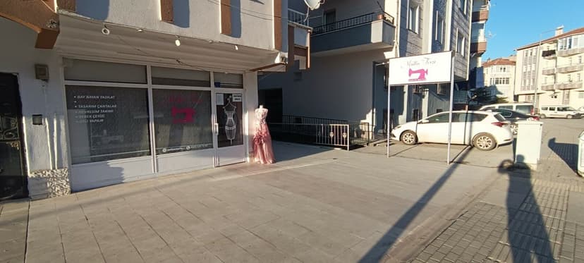 Mutlu Terzi dükkân görünümü